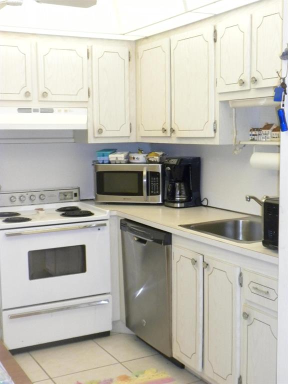 Kings Point Brittany Condos - Residential