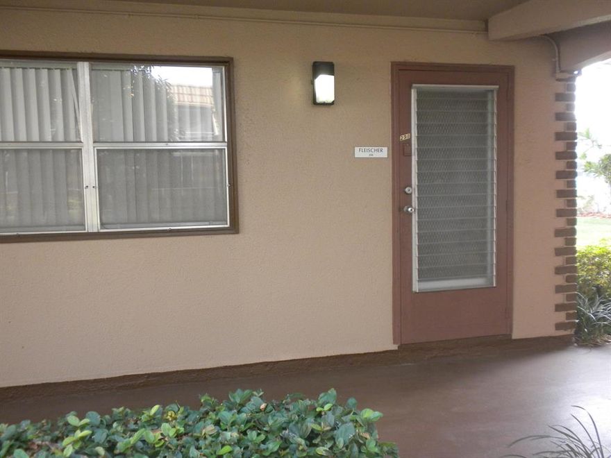 Just Reduced, Desirable 1st Floor Unit, 1 Bed/1.5 Bath Condo, White Tile Floors Throughout,Laminate Wood Floor in Bedroom.Offered Furn or Unfurn. Easy Access to Condo from your assigned parking spot. Kings Point offers Resort Style Activities, Amenities, Social and Craft Clubs, Live Shows in our Private Theatre, Movies and Entertainment, Tennis, Indoor and Outdoor pools, Gyms, and two on-site Restaurants. Bus Transportation within and outside the Community, Enjoy making new friends at Socials and Holiday Events. Short distance to the Beach, Restaurants, and Shopping in Delray, Boca, and Boynton Beach. Call for appointment anytime! This end unit is priced right and seller is willing to consider all offers.