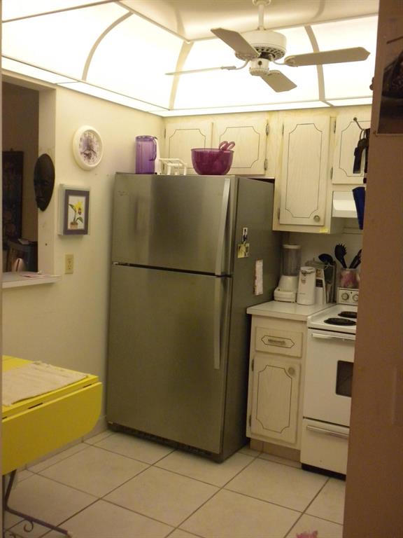 Kings Point Brittany Condos - Residential