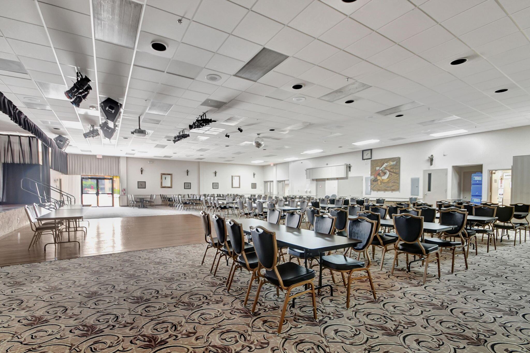 LUCERNE POINTE ONE,TWO,TH - Residential Lease