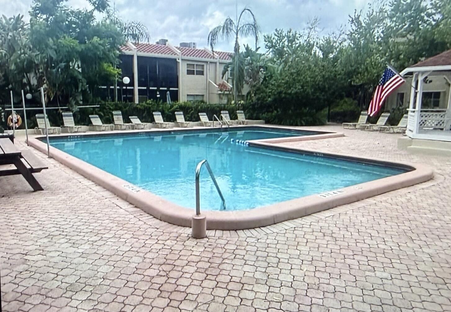 EMBARCADERO CONDO - Residential