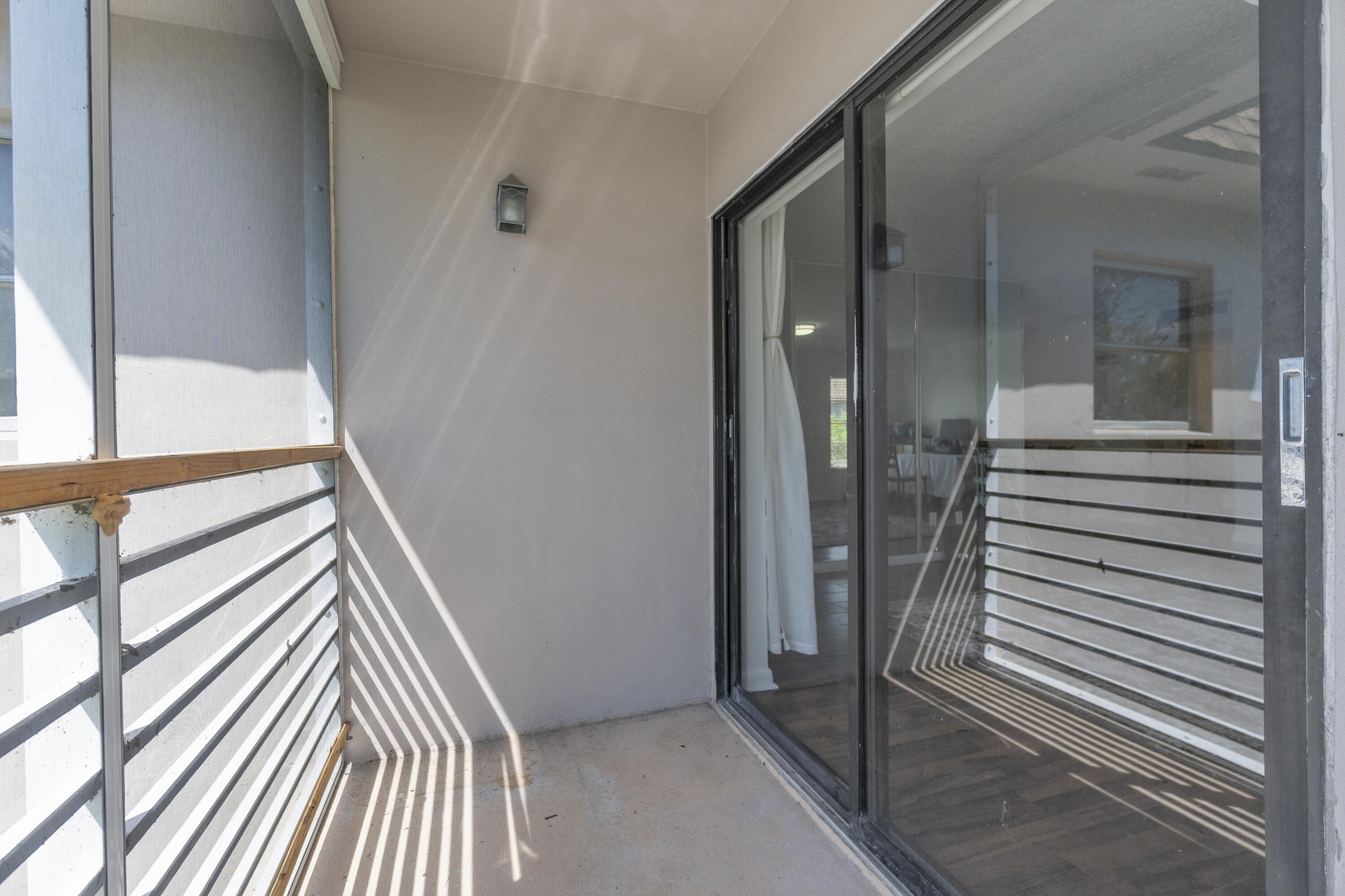 ARROWHEAD CONDO NO I - Residential