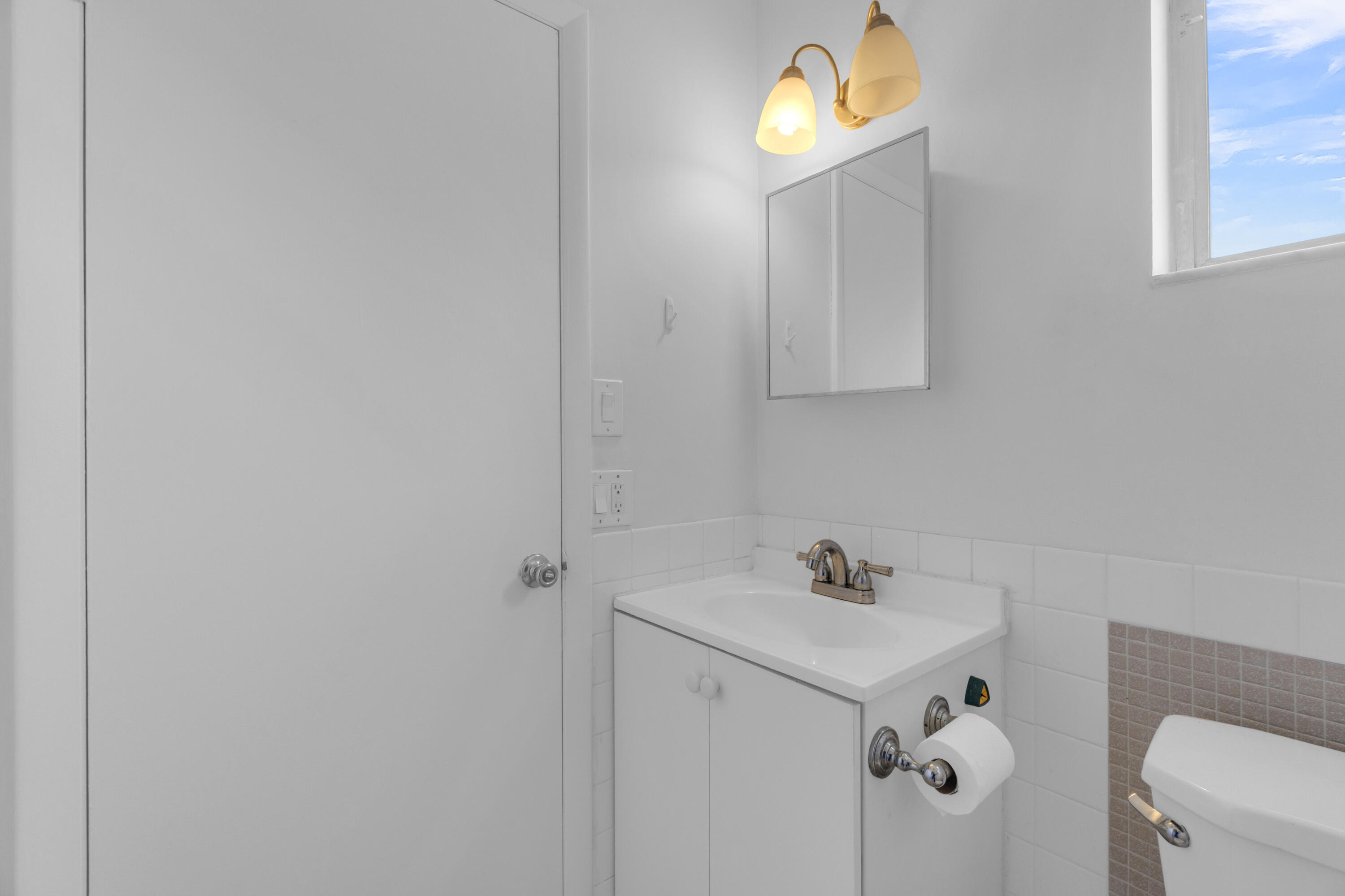 ARROWHEAD CONDO NO I - Residential