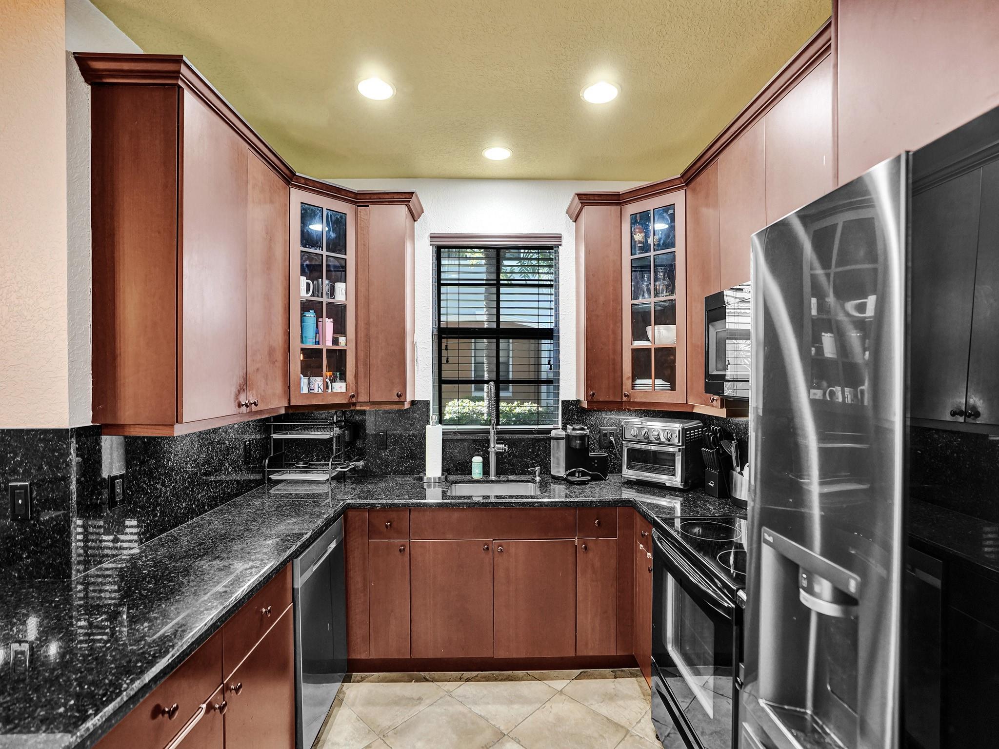 Gramercy Square - Residential