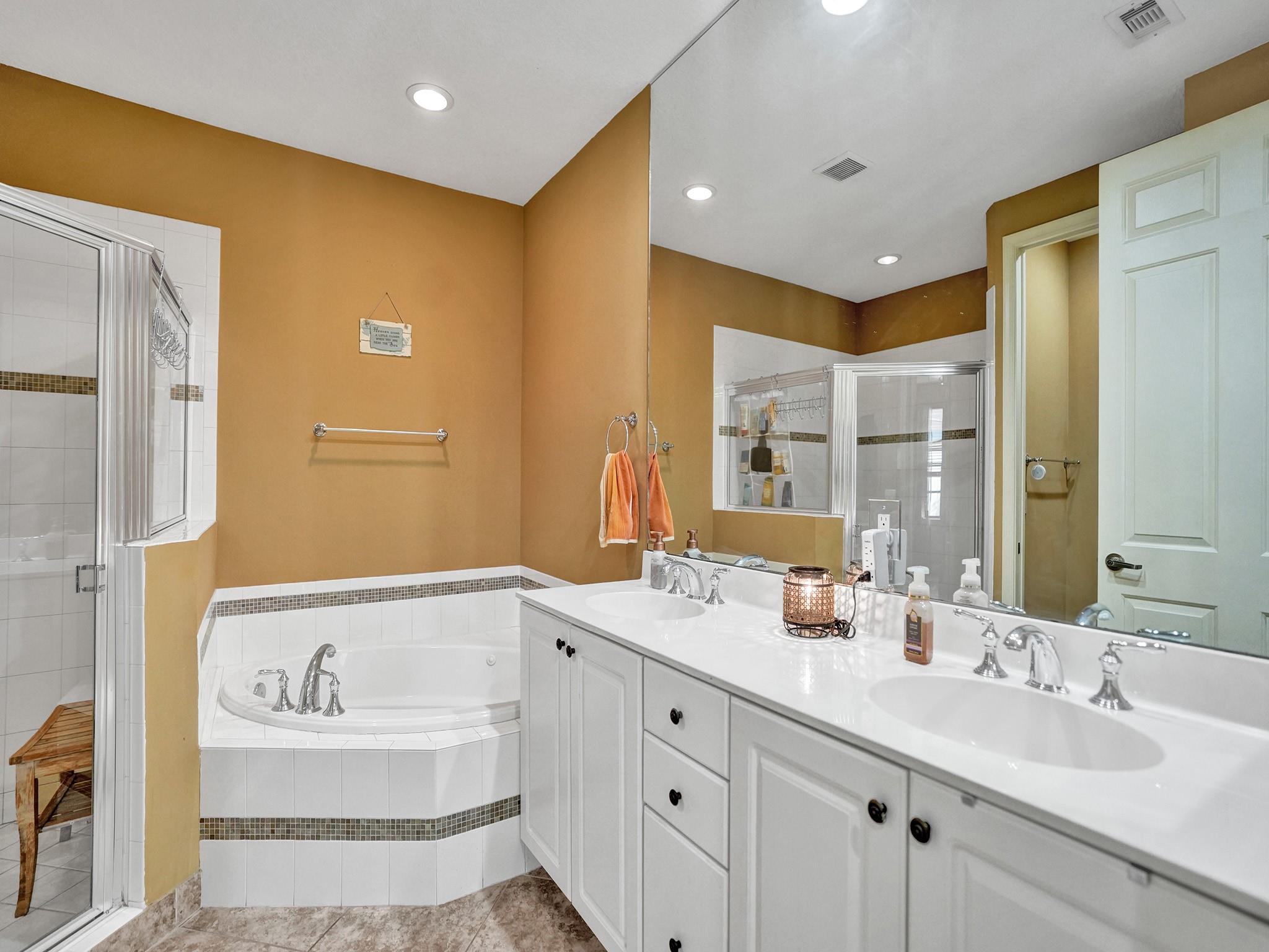 Gramercy Square - Residential