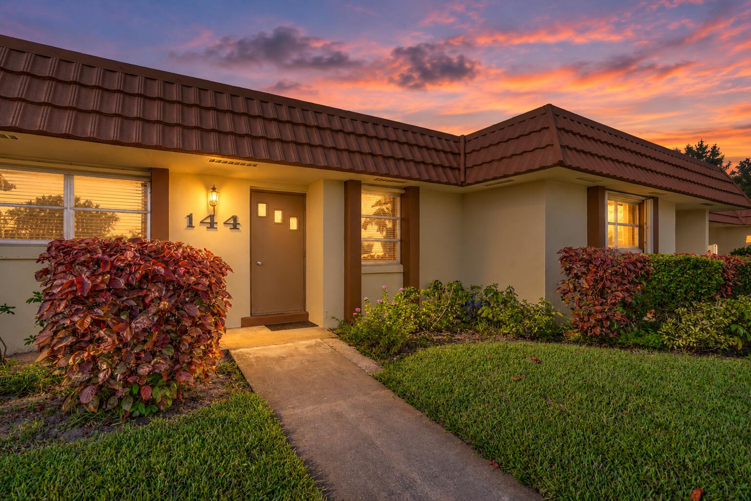 5780 FERNLEY Drive W 144