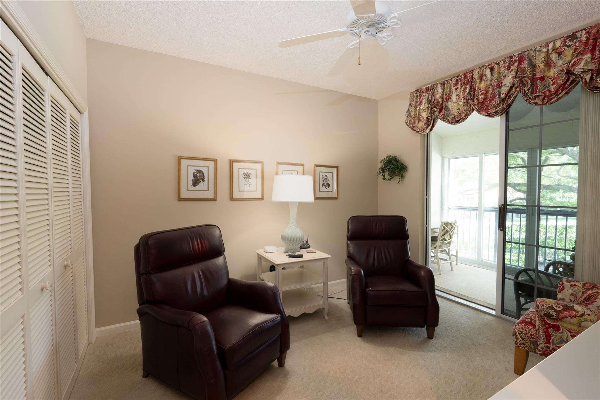 VIZCAYA PALM AIRE - Residential
