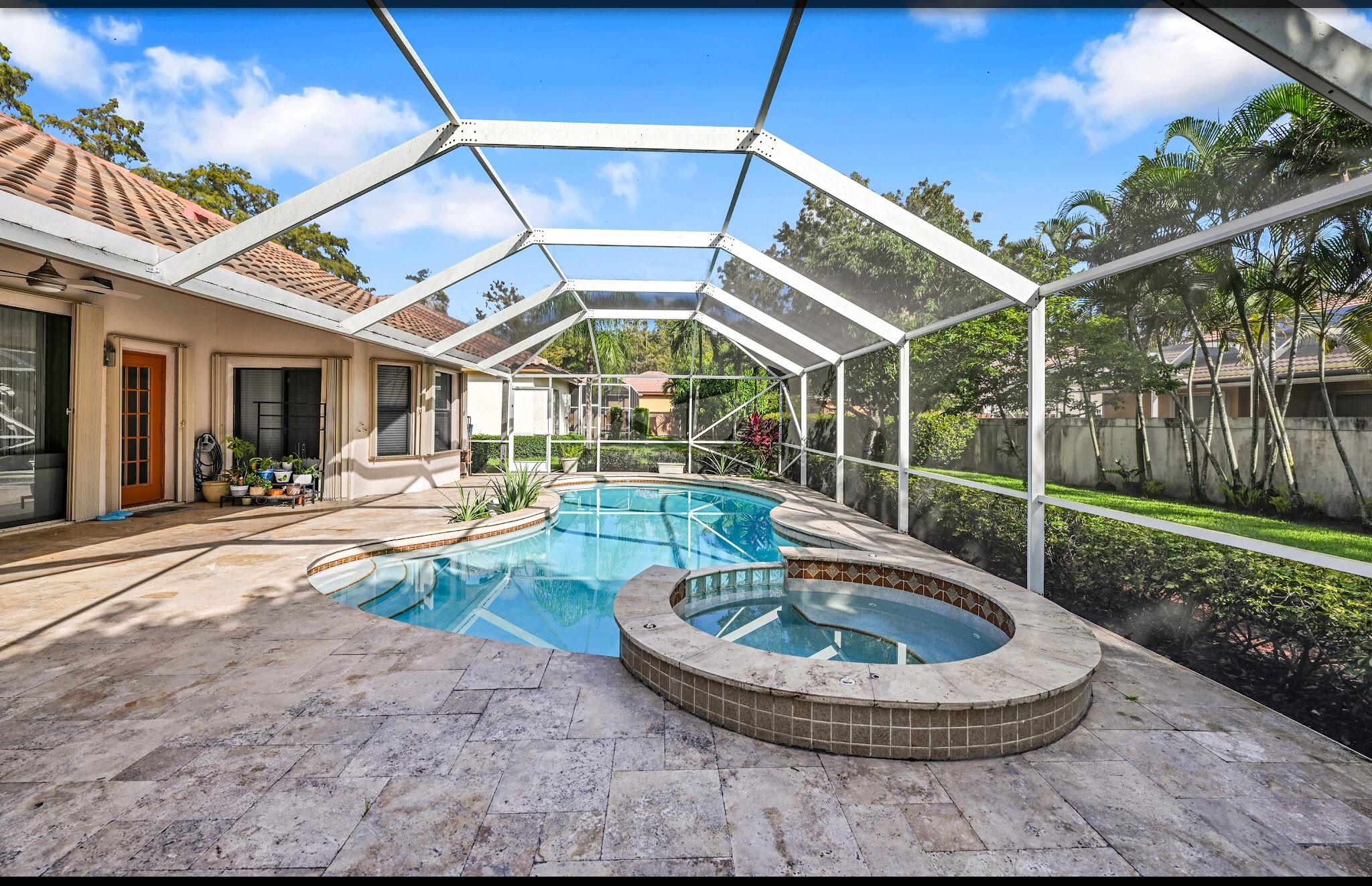 Boulevard Forest 113-39 B - Residential