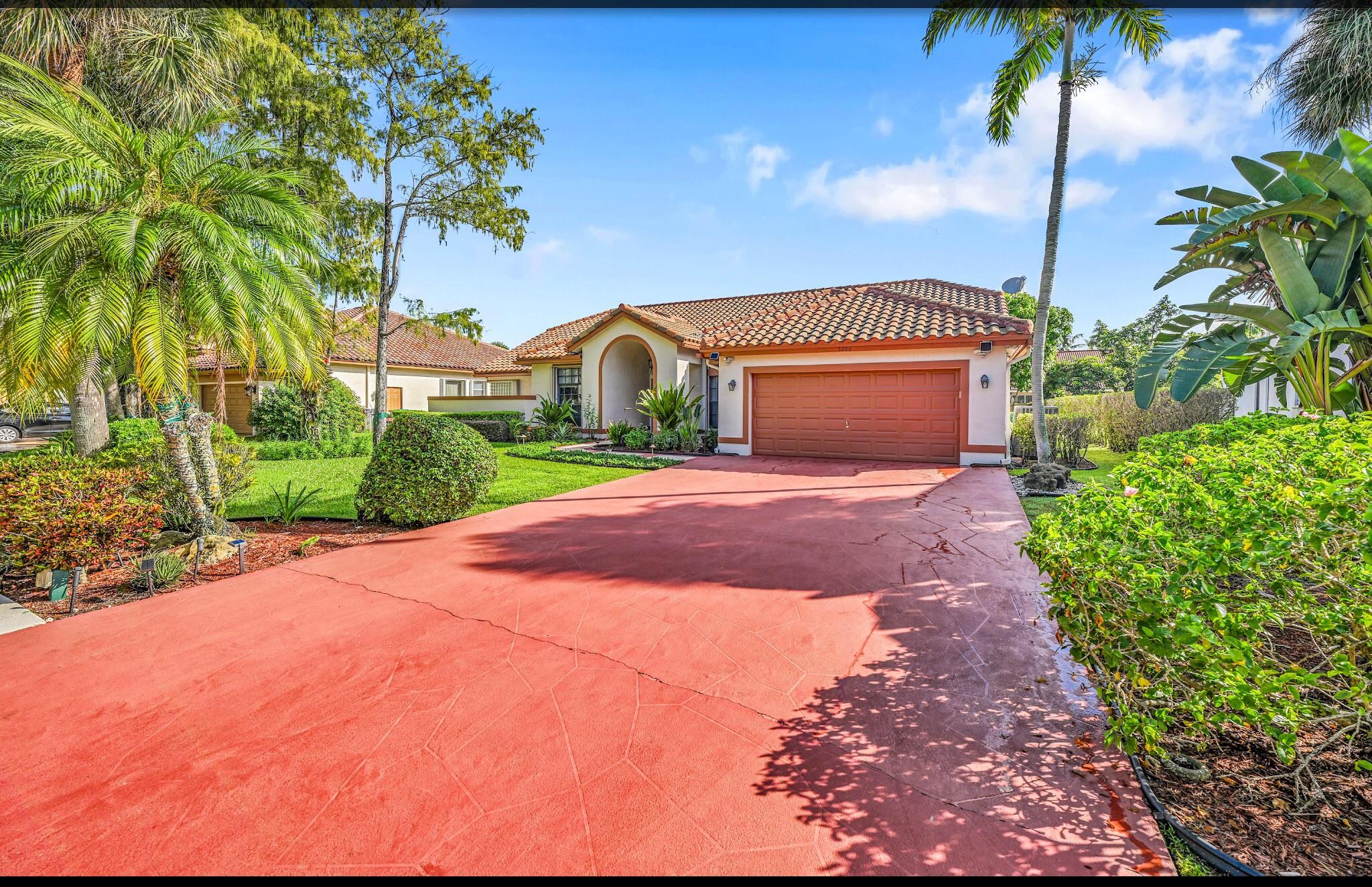 Boulevard Forest 113-39 B - Residential