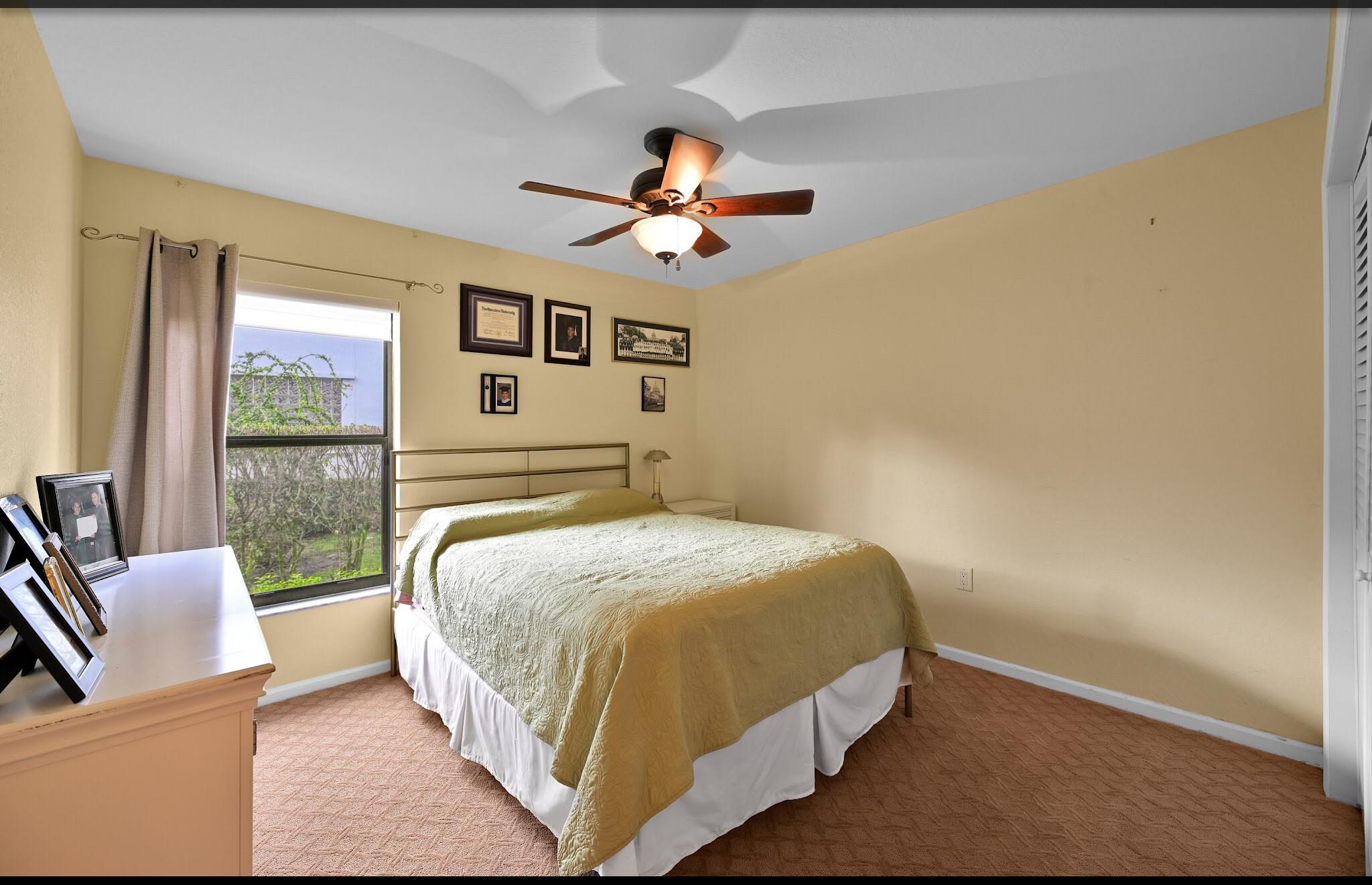 Boulevard Forest 113-39 B - Residential