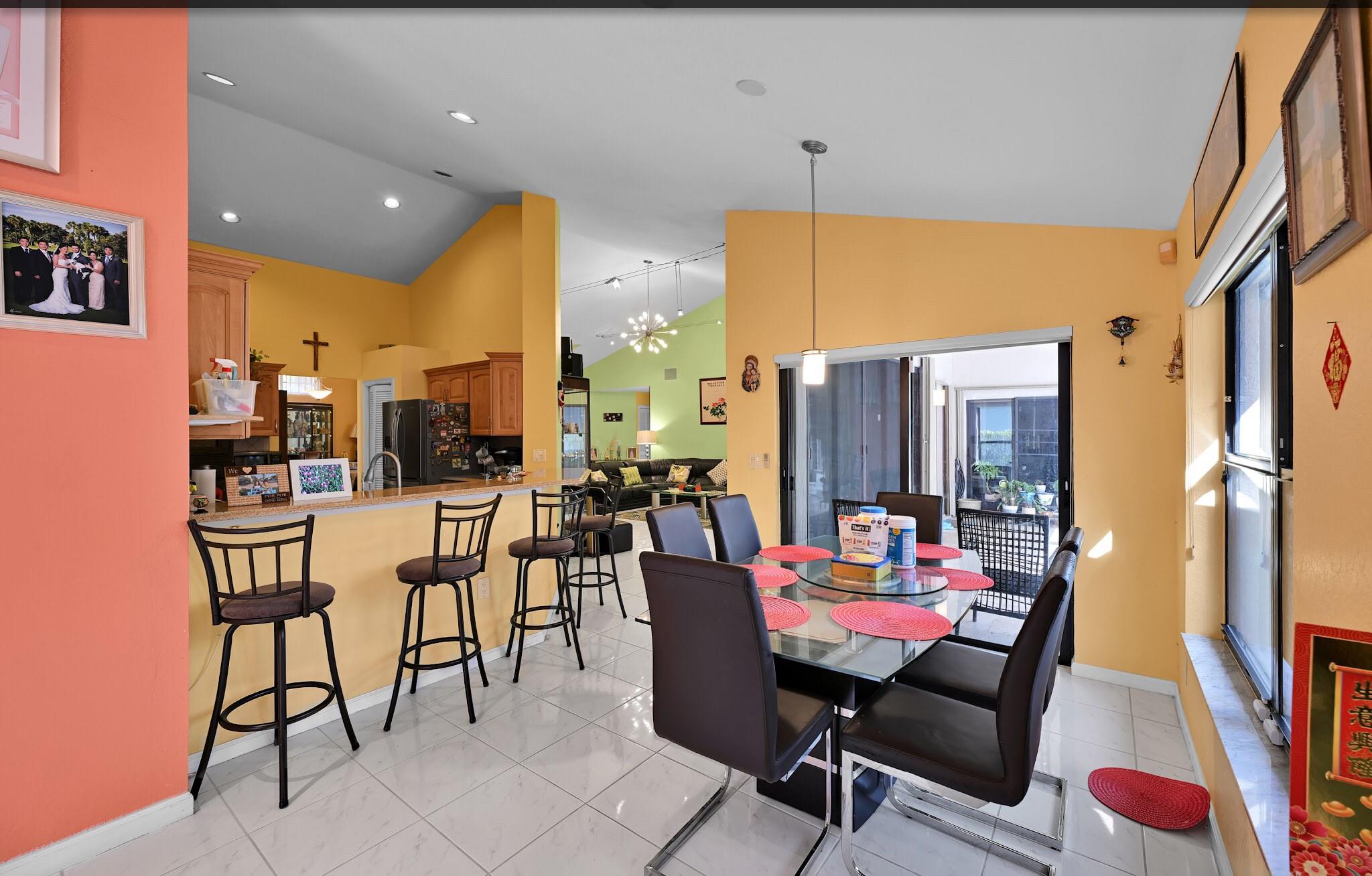 Boulevard Forest 113-39 B - Residential