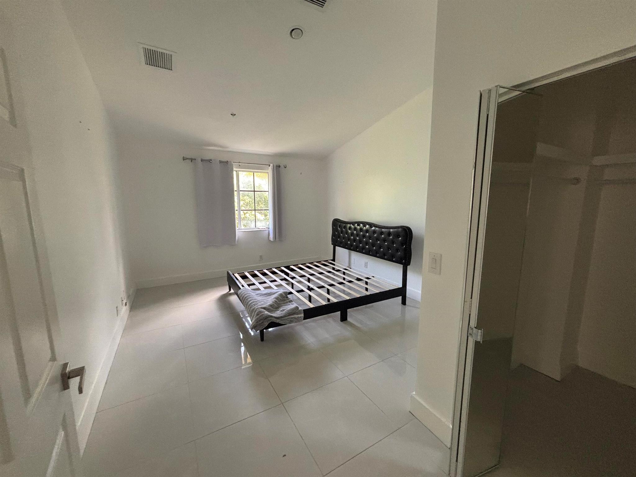 PRESERVES AT BOYNTON BEAC - Residential Lease