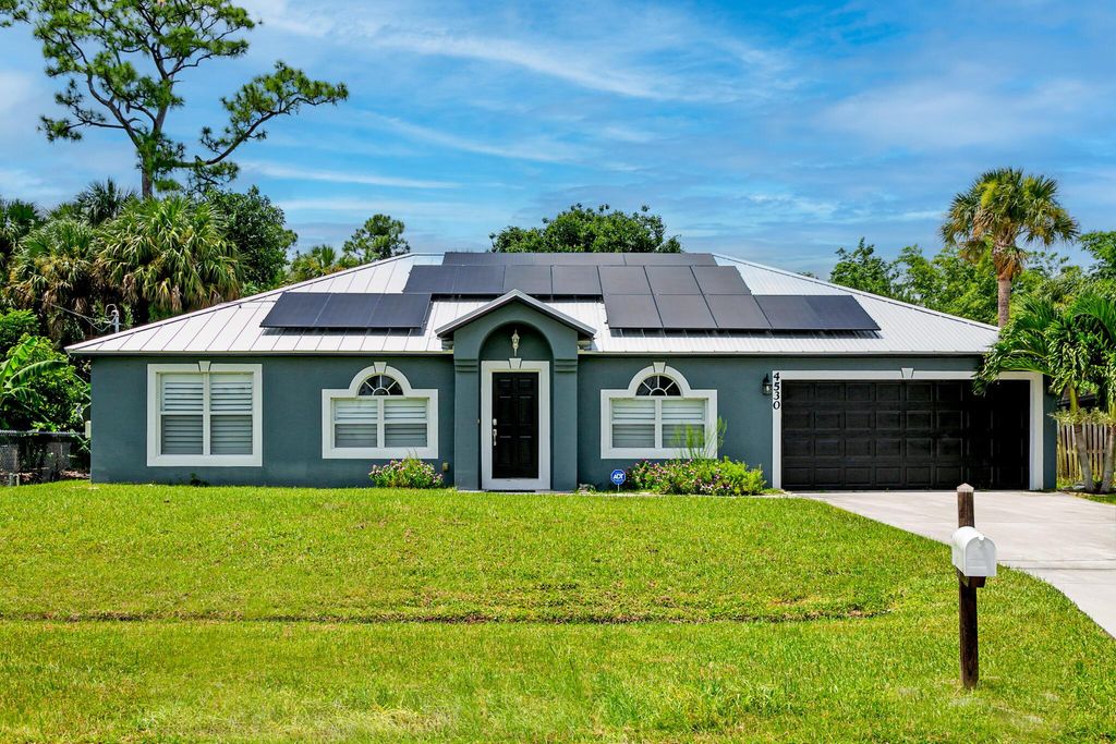 Photo of 4530 SW Yamada Drive, Port Saint Lucie, FL 34953 (MLS # R11049491)