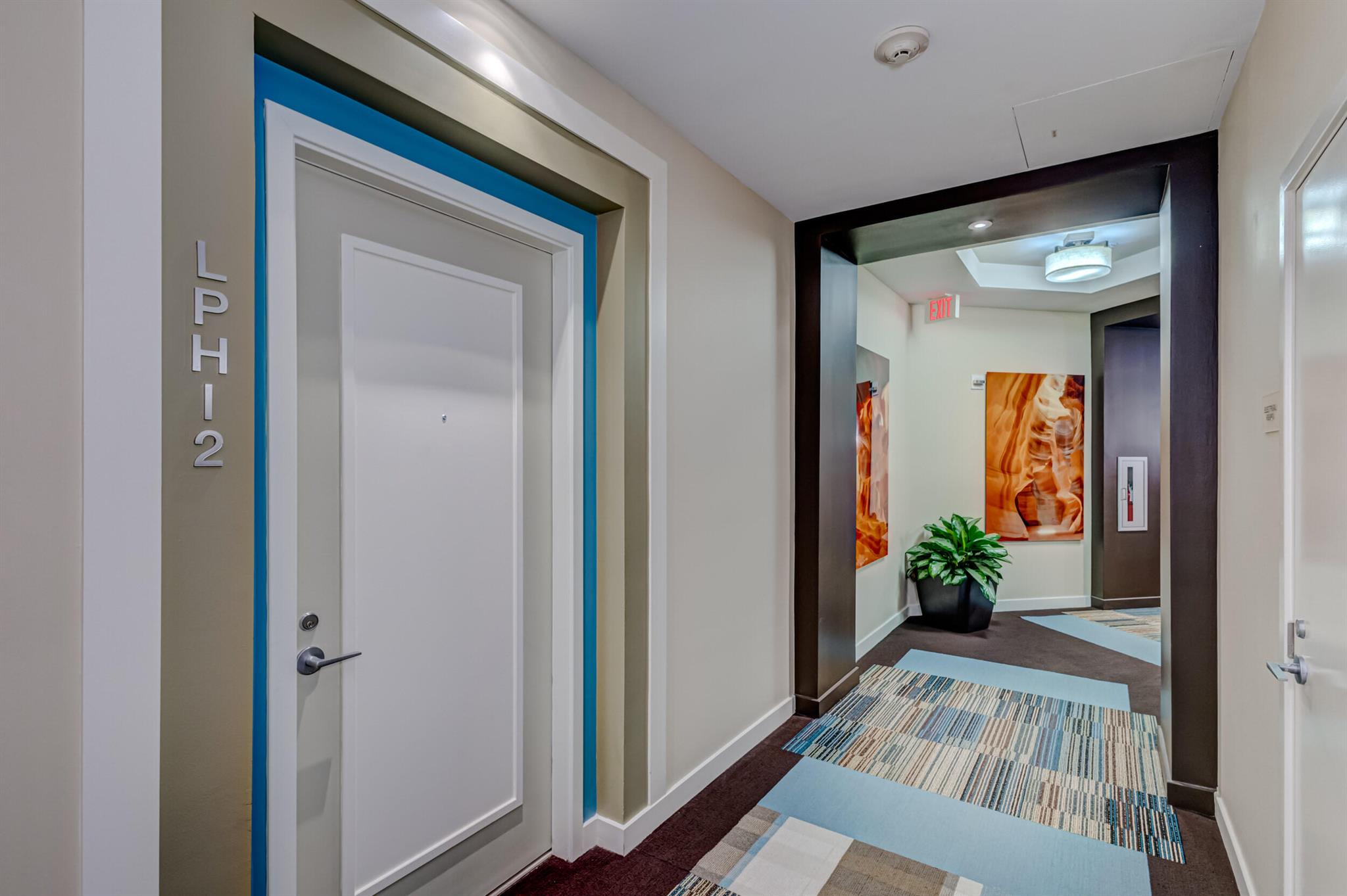 CITYPLACE SOUTH TOWER - Residential