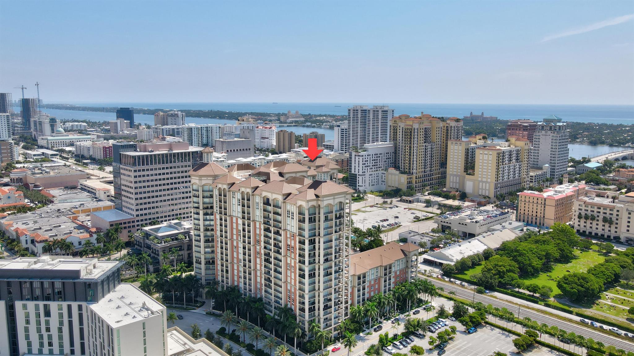 CITYPLACE SOUTH TOWER - Residential