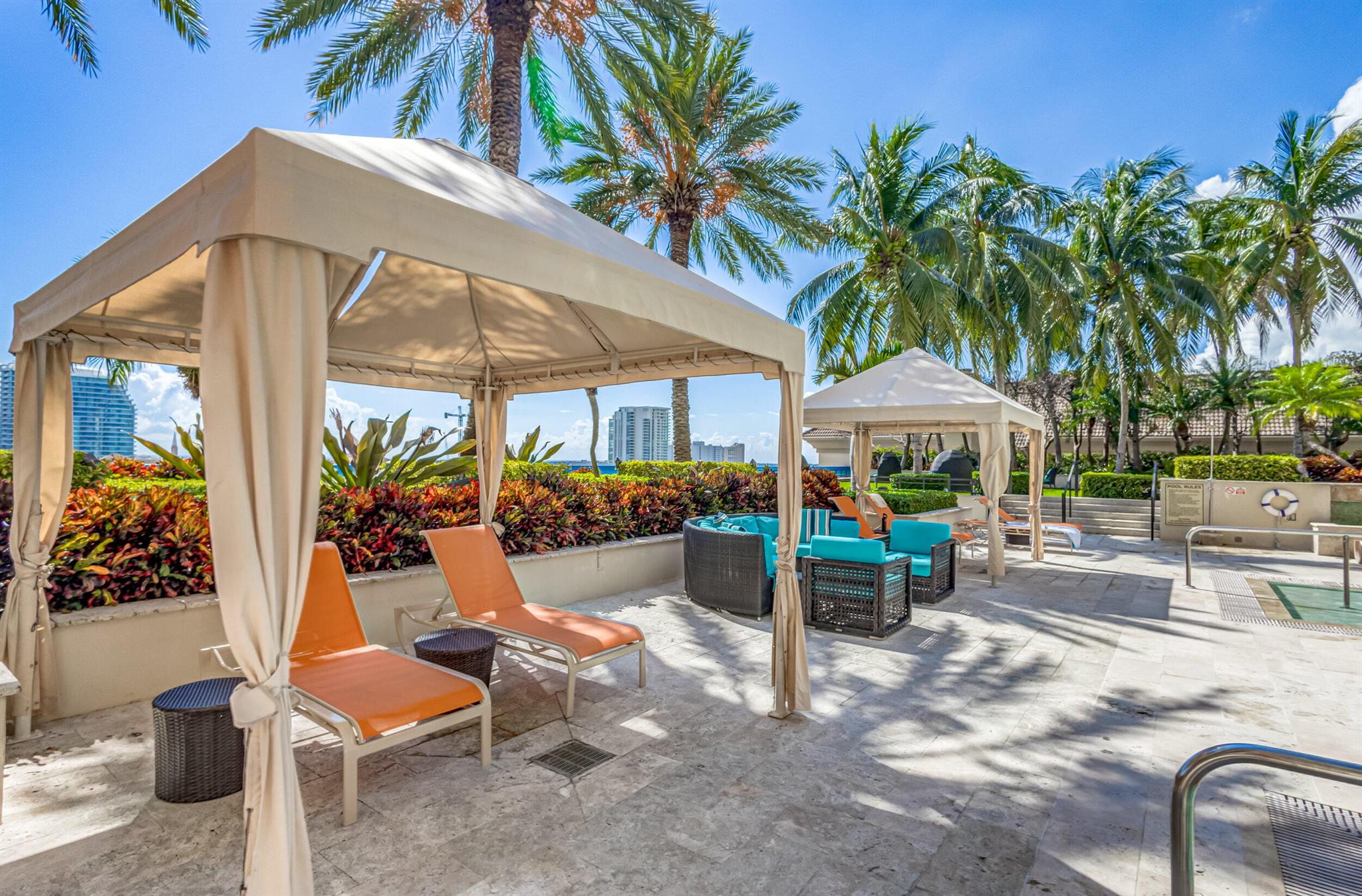 CITYPLACE SOUTH TOWER - Residential