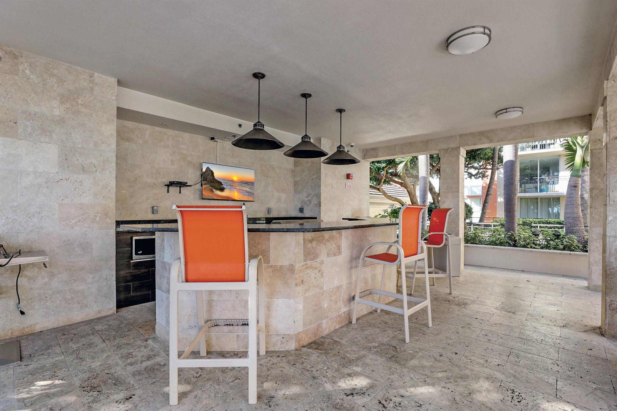 CITYPLACE SOUTH TOWER - Residential