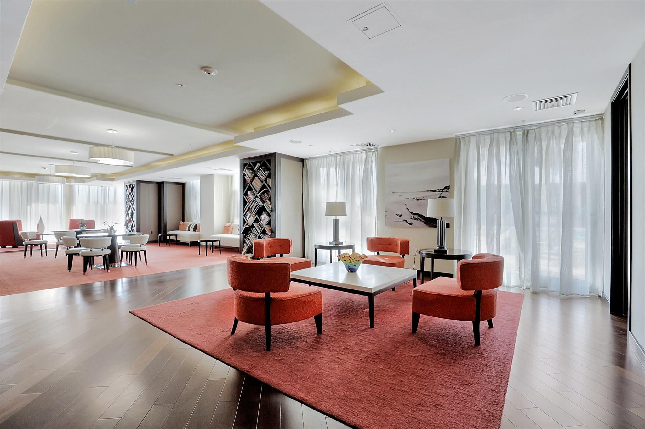 CITYPLACE SOUTH TOWER - Residential
