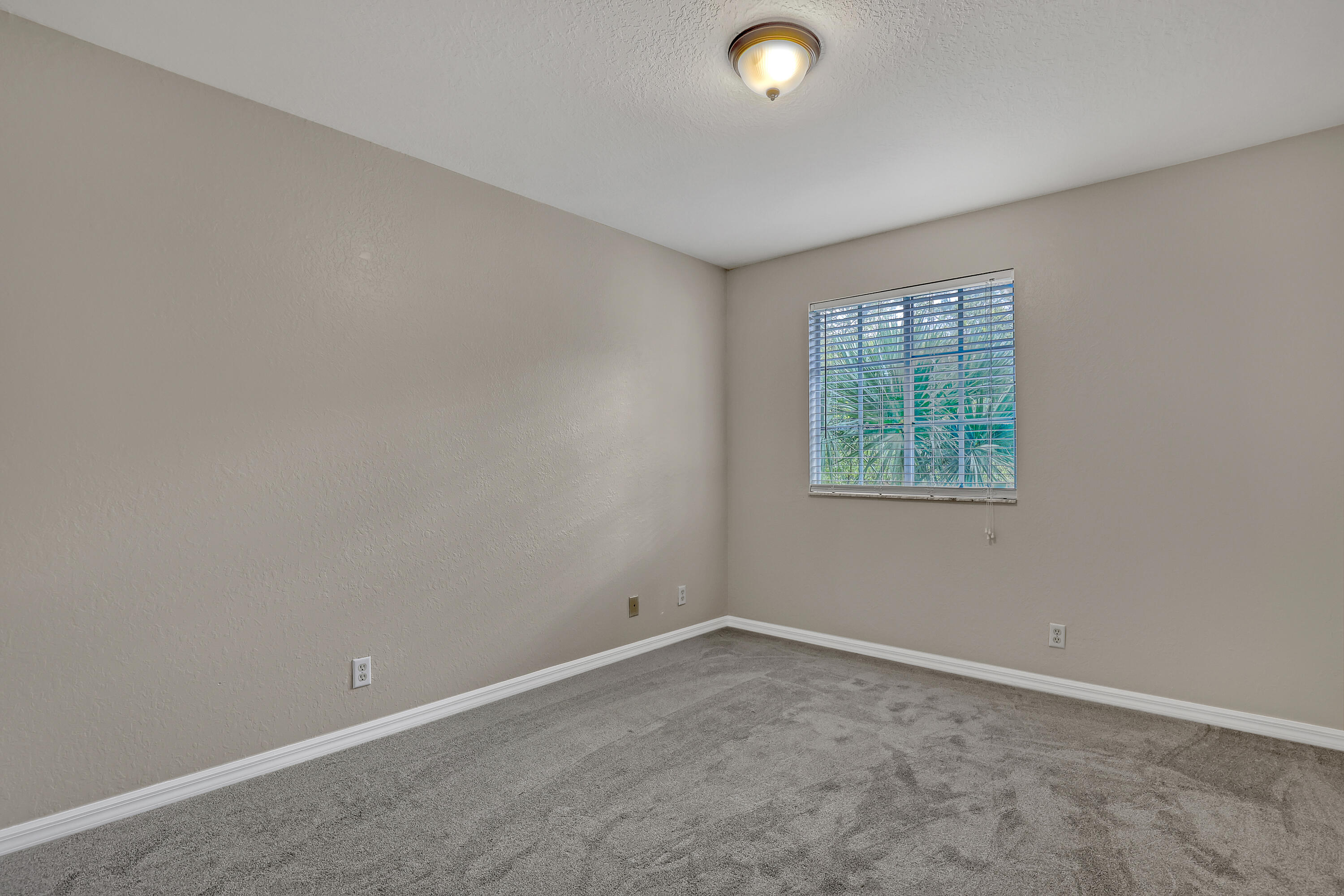 MARTINS CROSSING - Residential