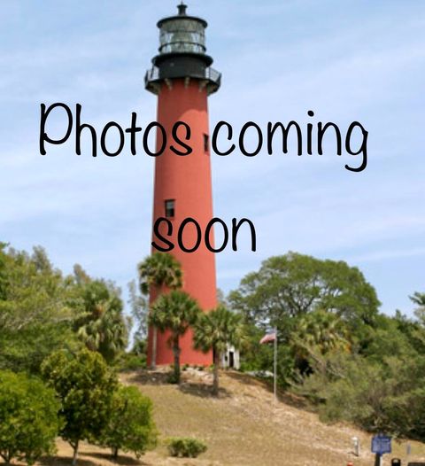 296 SE Bloxham Way Stuart FL 34997