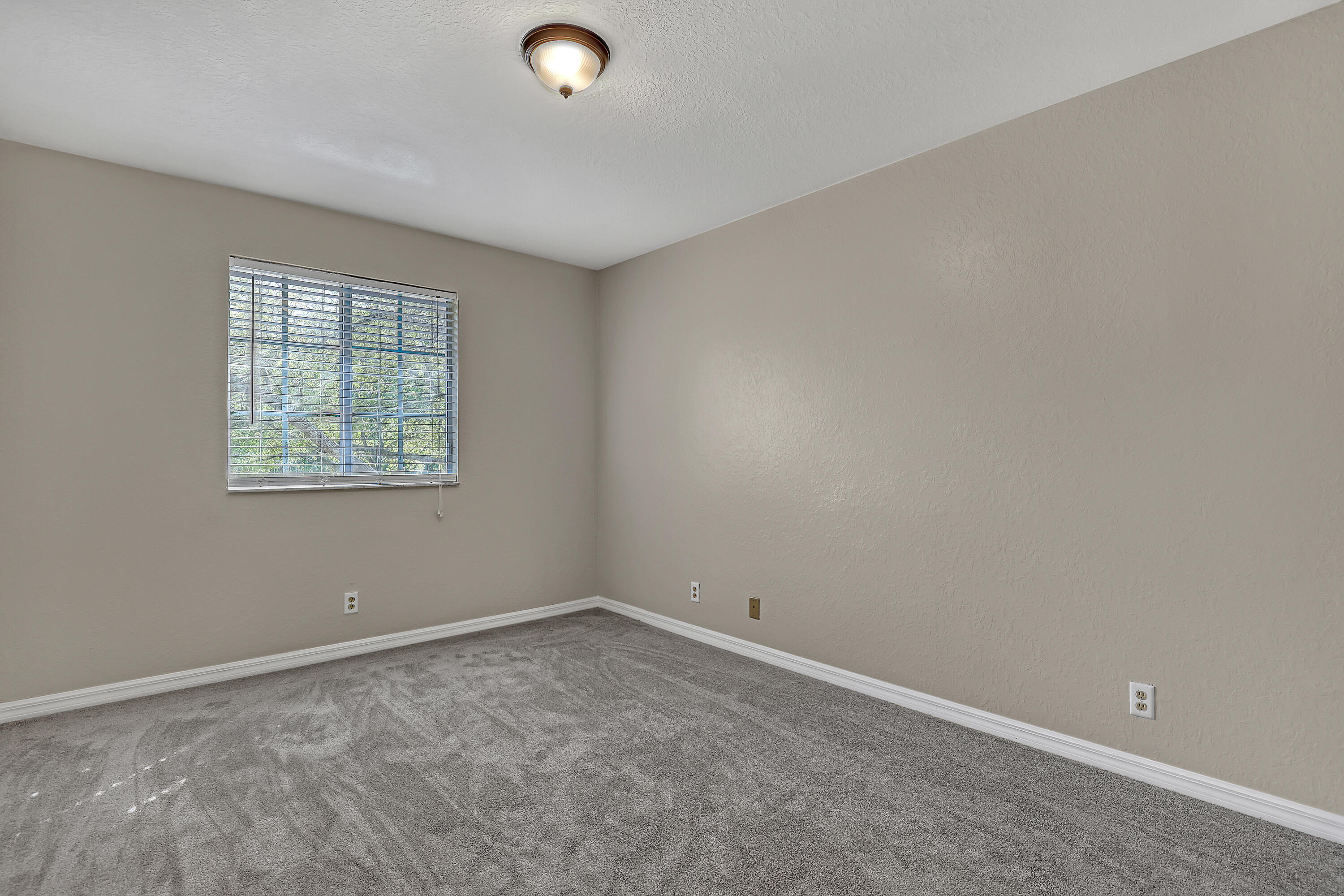 MARTINS CROSSING - Residential