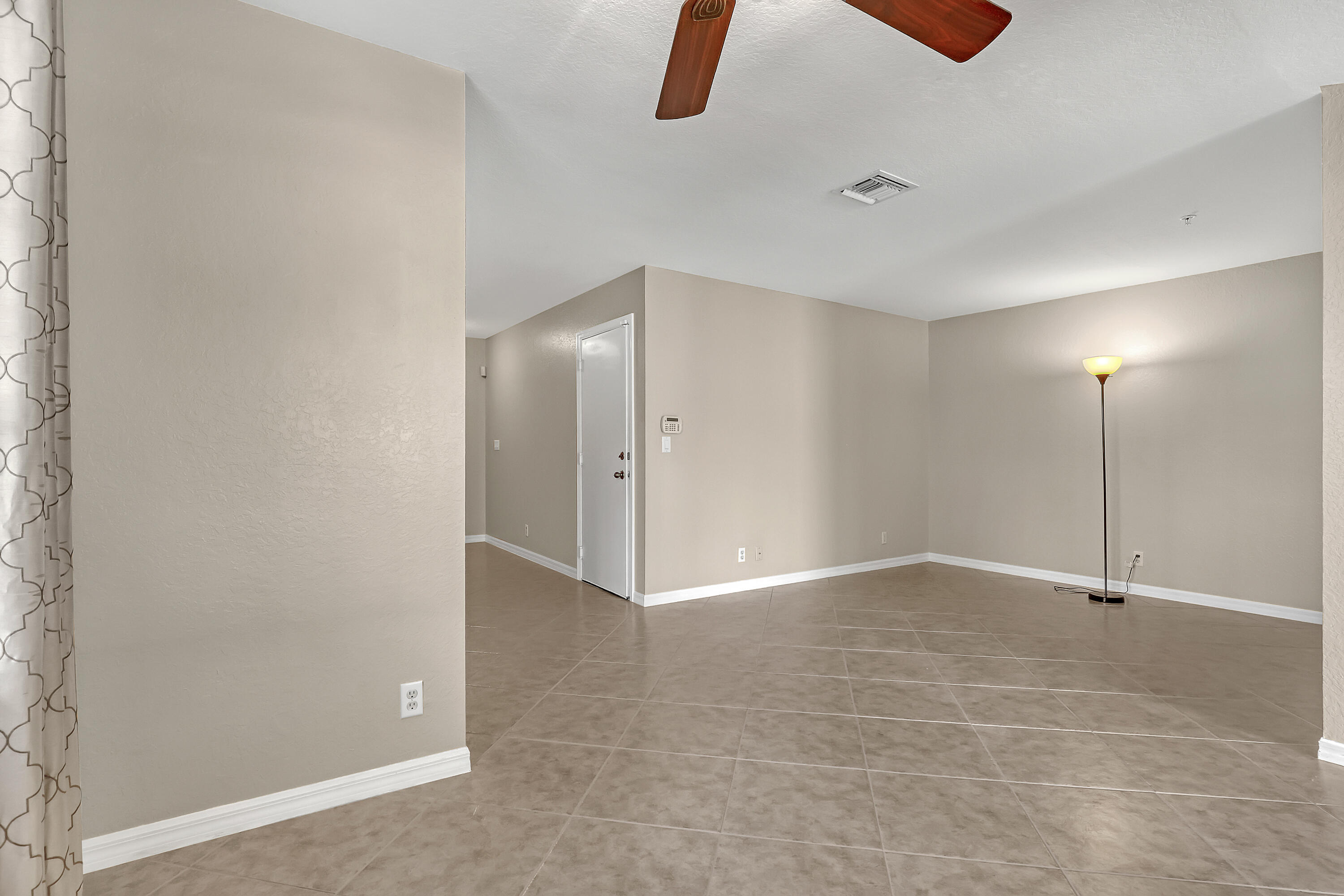 MARTINS CROSSING - Residential