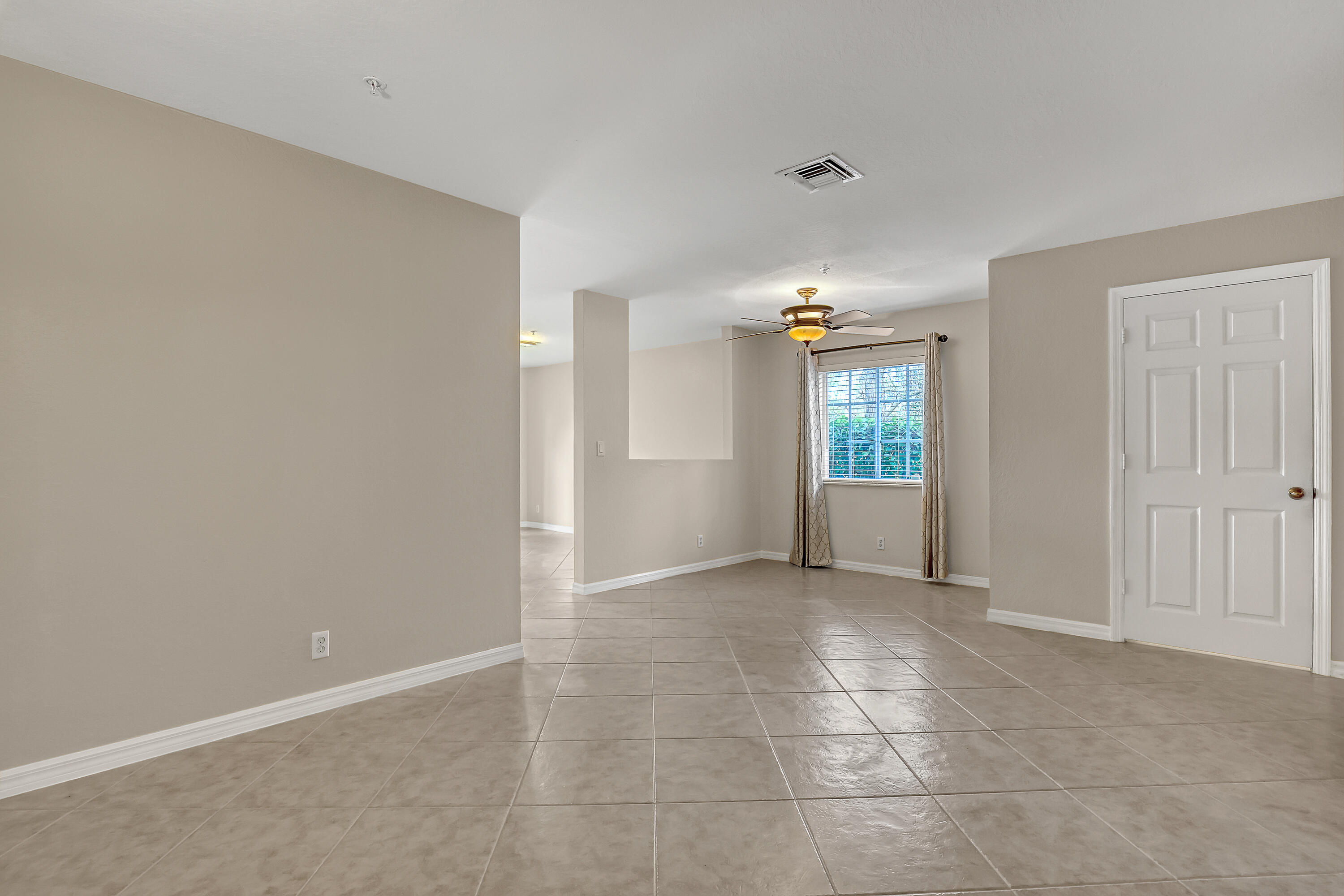 MARTINS CROSSING - Residential