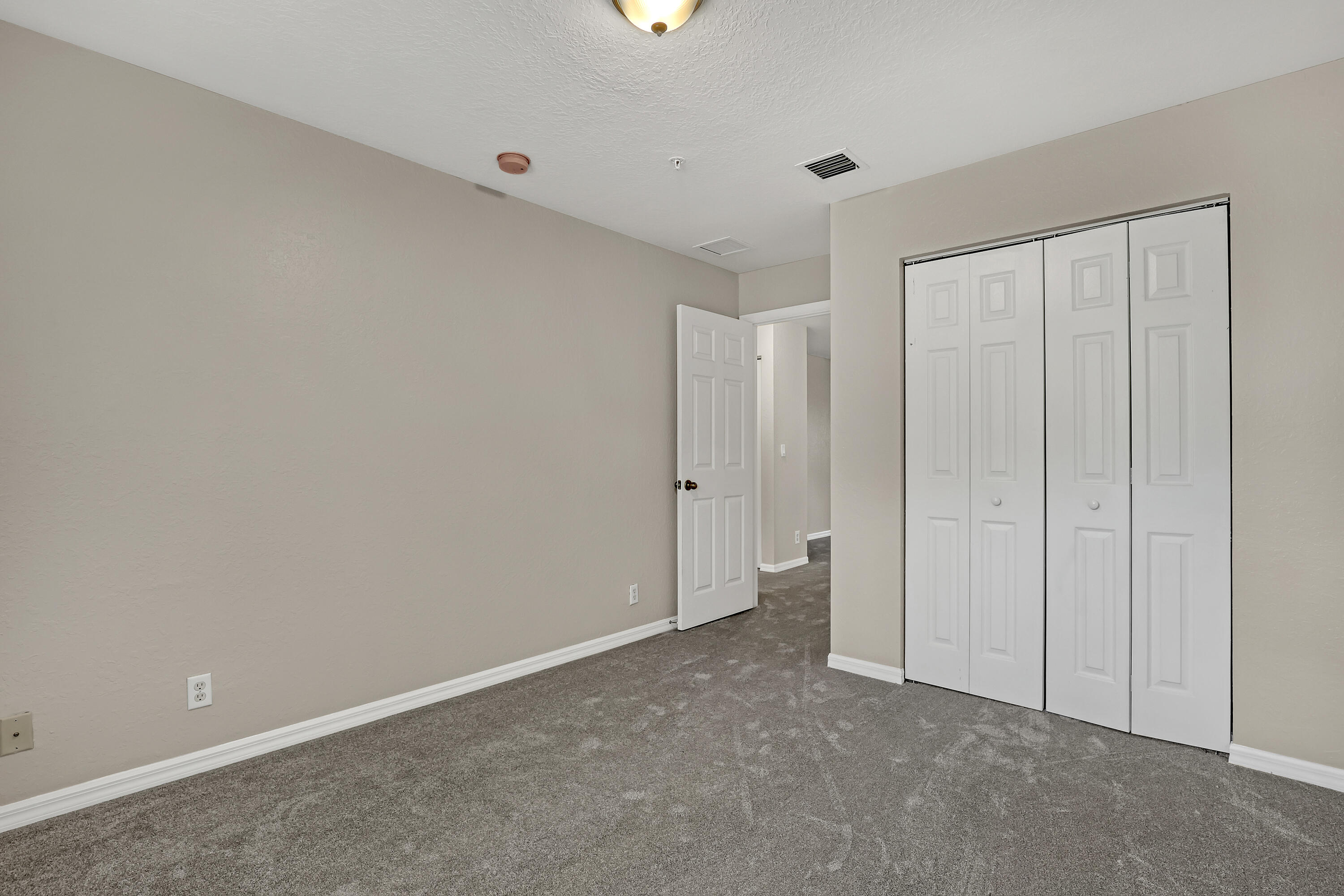 MARTINS CROSSING - Residential