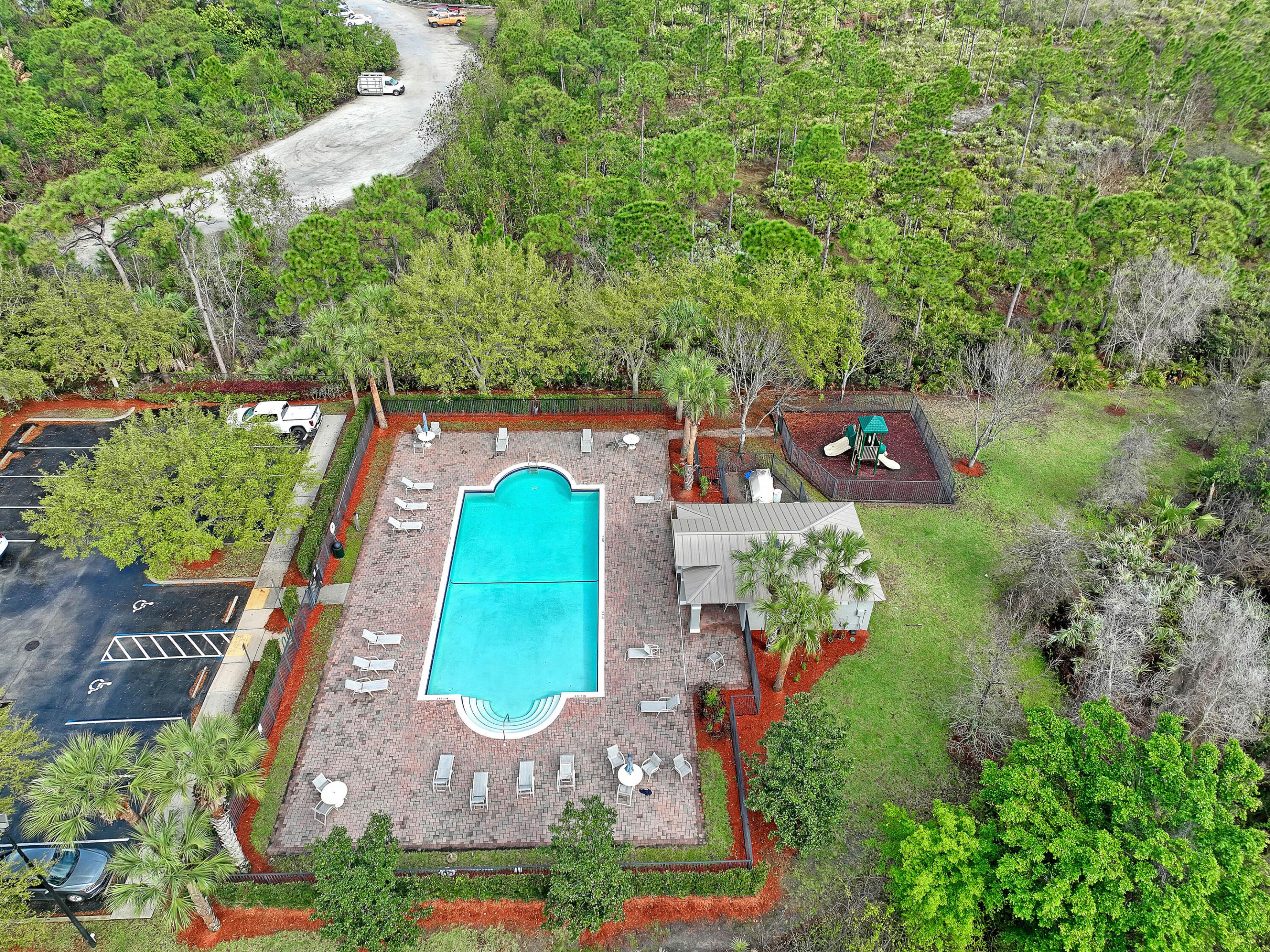 MARTINS CROSSING - Residential