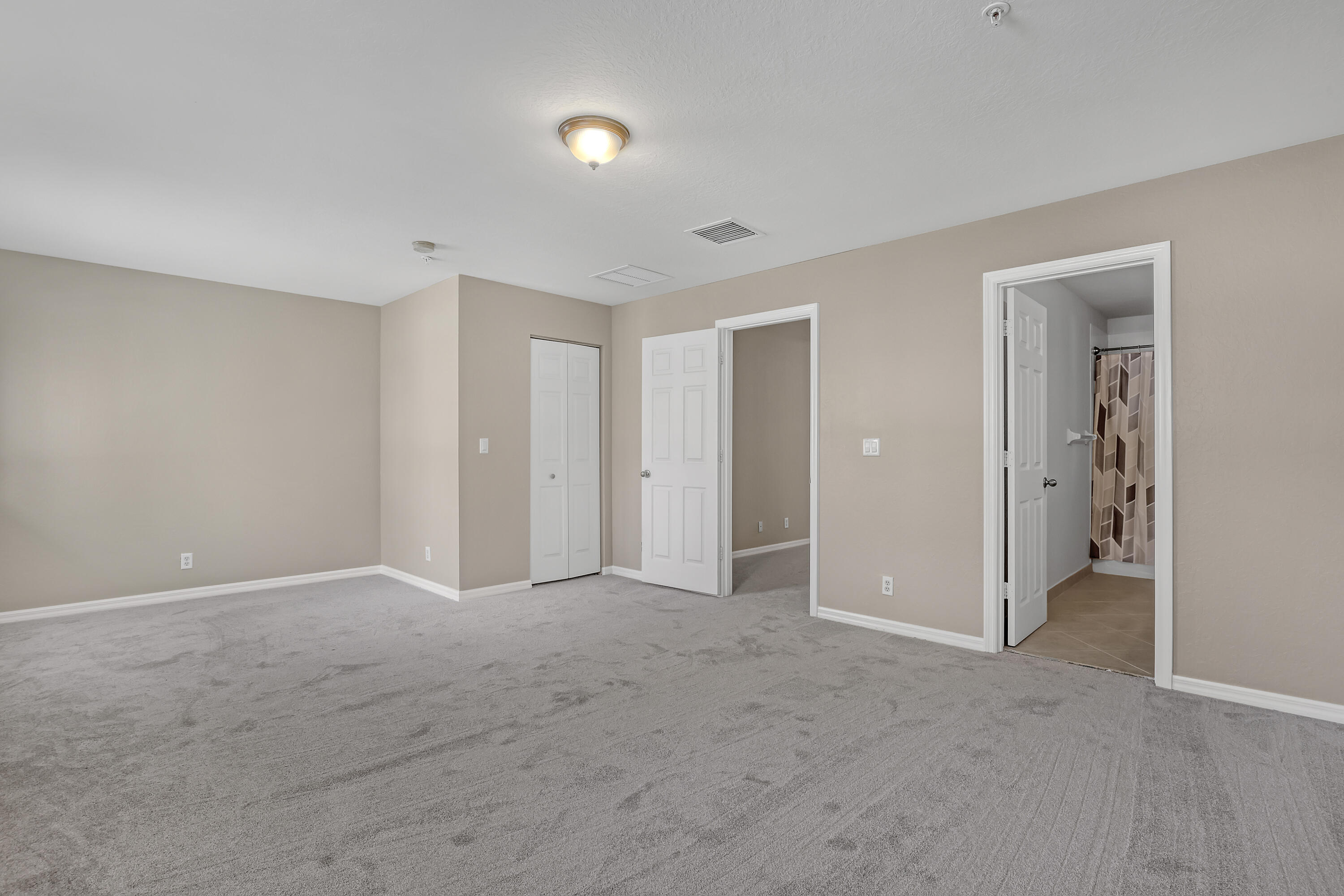 MARTINS CROSSING - Residential