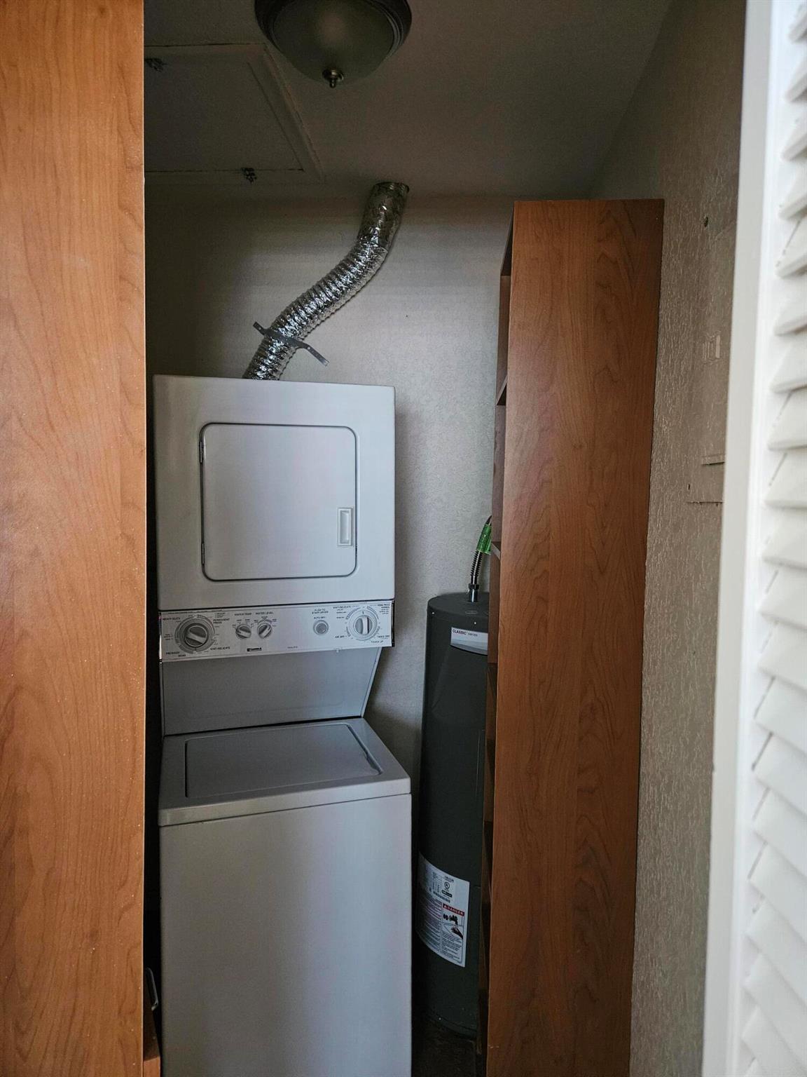 BEACH VILLAS OF DEERFIELD - Residential Lease