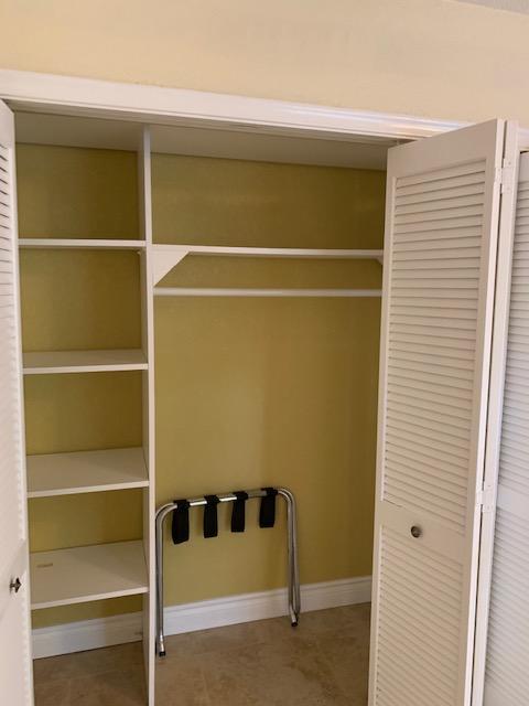 BEACH VILLAS OF DEERFIELD - Residential Lease