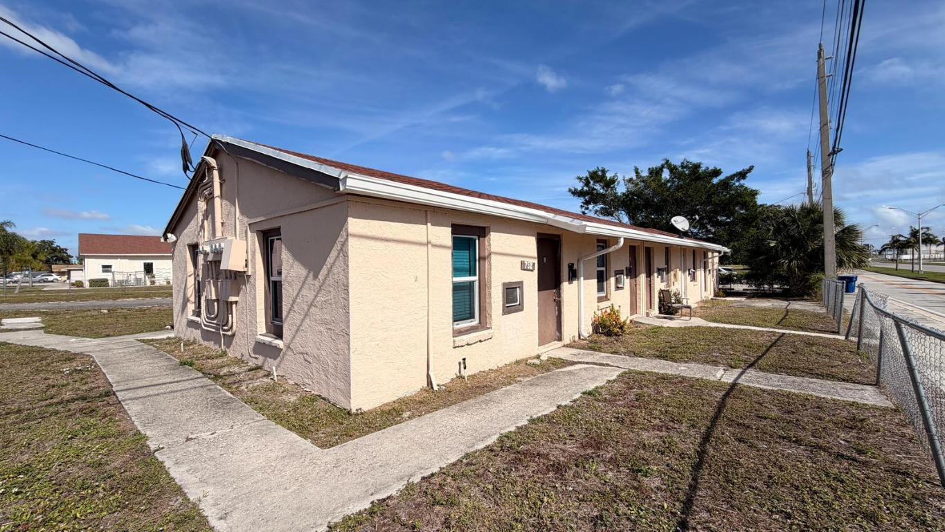 752 Martin Luther King Boulevard 1-5