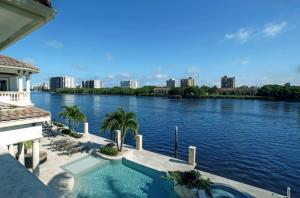 BOCA HARBOUR ISLAND SEC - Residential