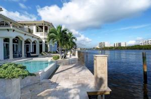 BOCA HARBOUR ISLAND SEC - Residential