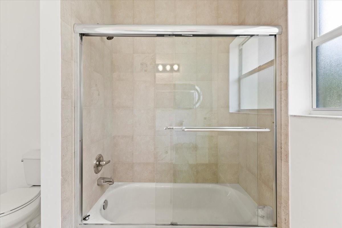 Da Silva 150-32 B - Residential Lease