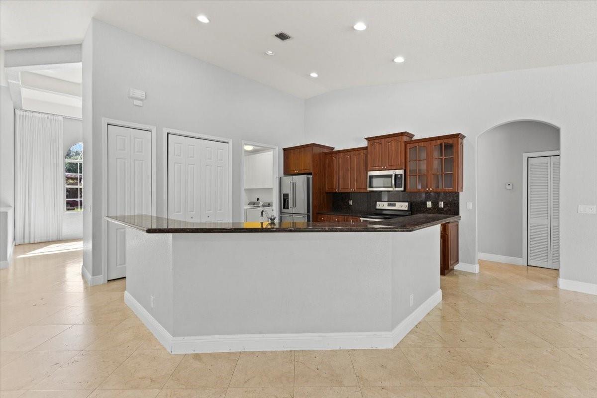 Da Silva 150-32 B - Residential Lease