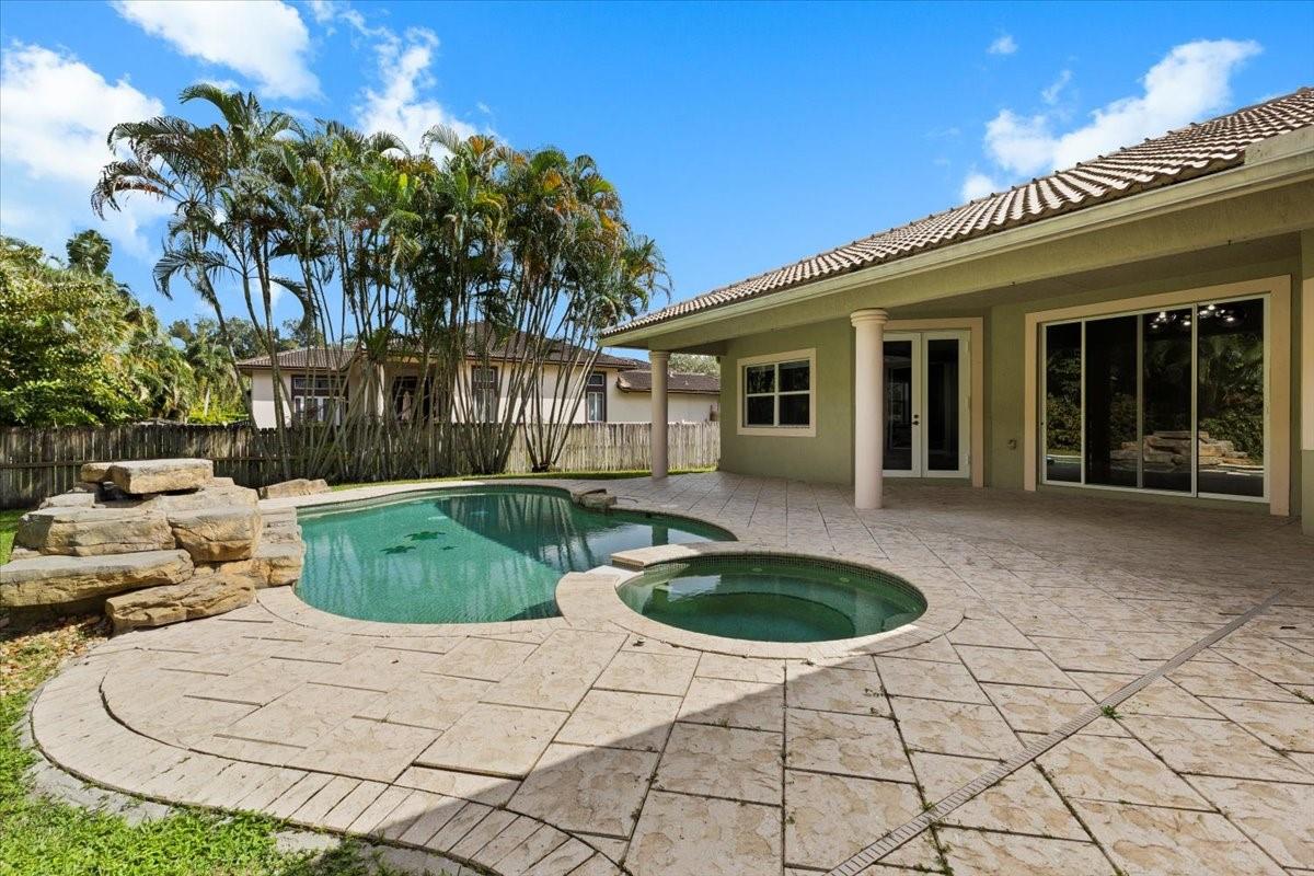 Da Silva 150-32 B - Residential Lease