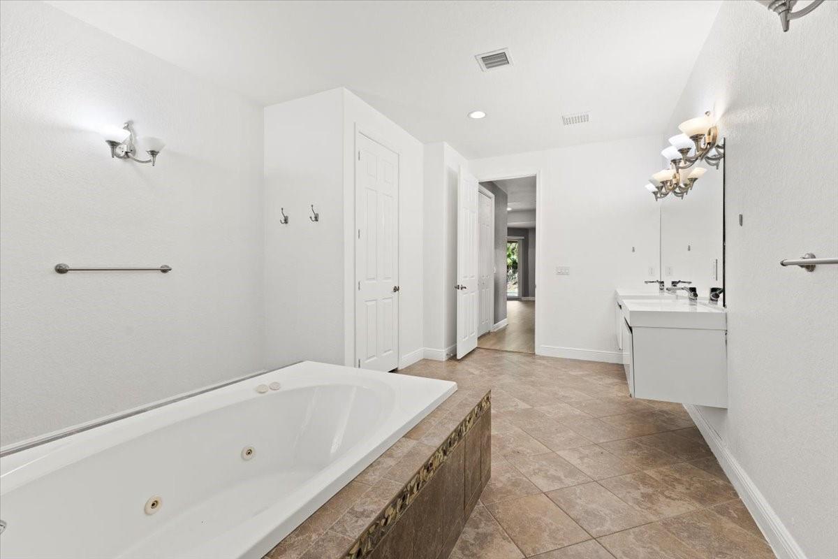 Da Silva 150-32 B - Residential Lease