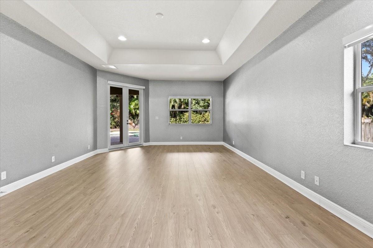 Da Silva 150-32 B - Residential Lease