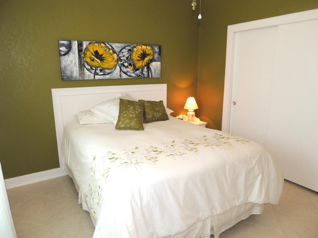 SAVANNA CLUB Preserve S/D - Residential