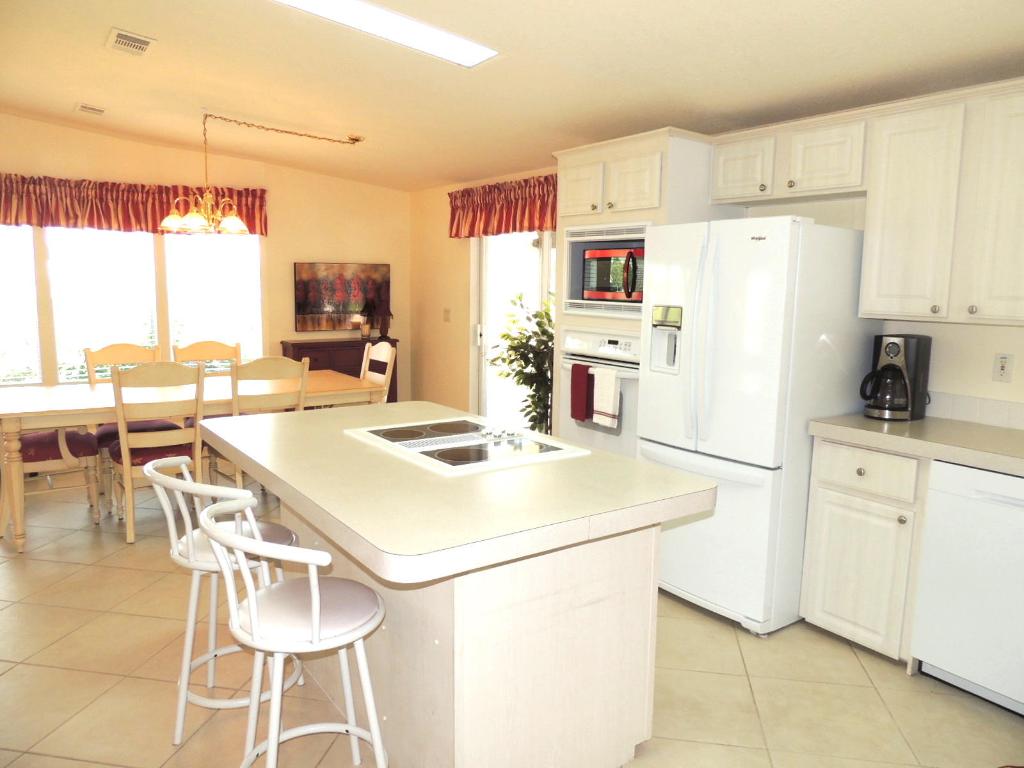 SAVANNA CLUB Preserve S/D - Residential