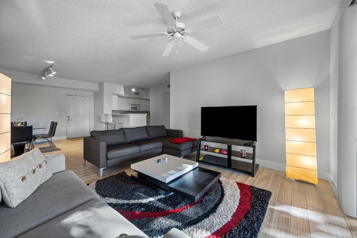 ST ANDREWS AT POLO CLUB CONDO - Residential