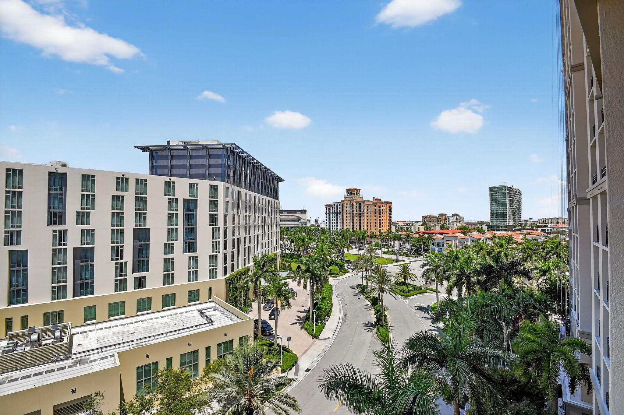 CITYPLACE SOUTH TOWER CON - Residential