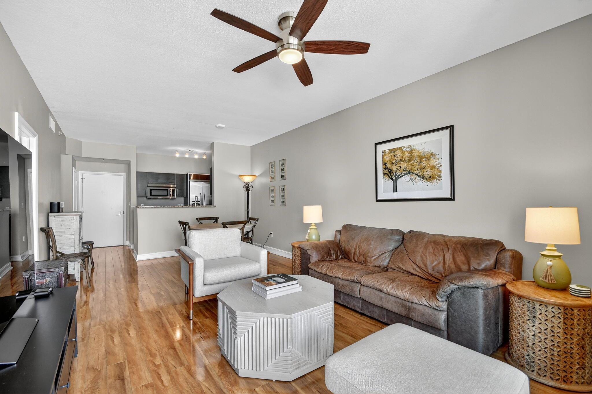 CITYPLACE SOUTH TOWER CON - Residential