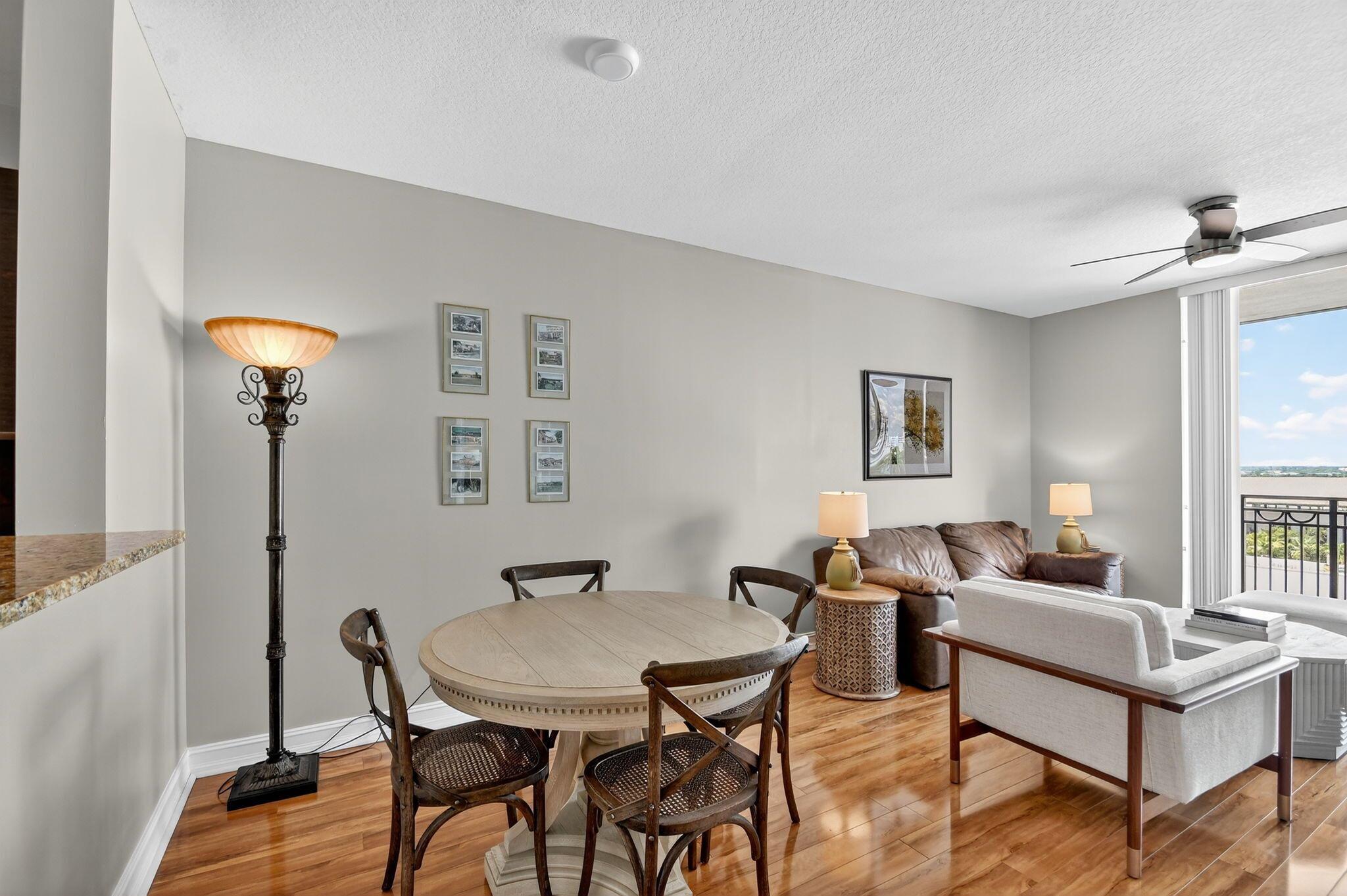 CITYPLACE SOUTH TOWER CON - Residential