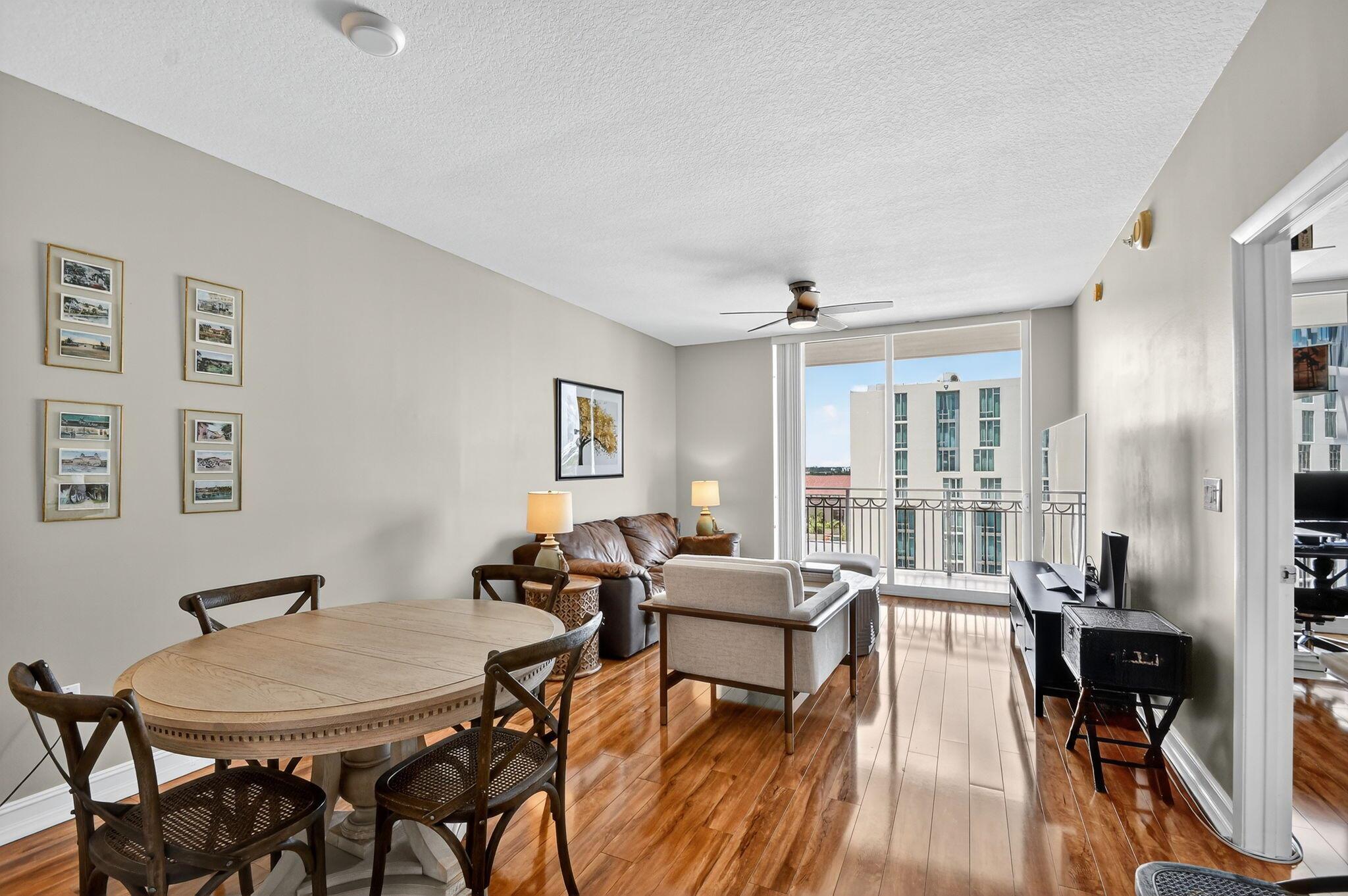 CITYPLACE SOUTH TOWER CON - Residential