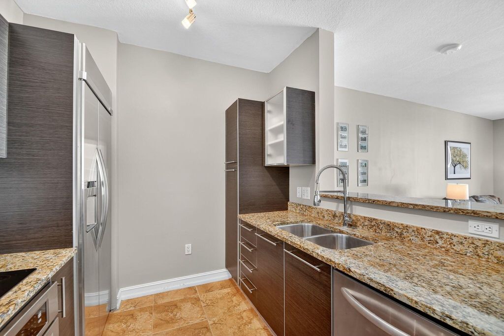 Photo of 550 Okeechobee Boulevard #821, West Palm Beach, FL 33401 (MLS # R11132974)