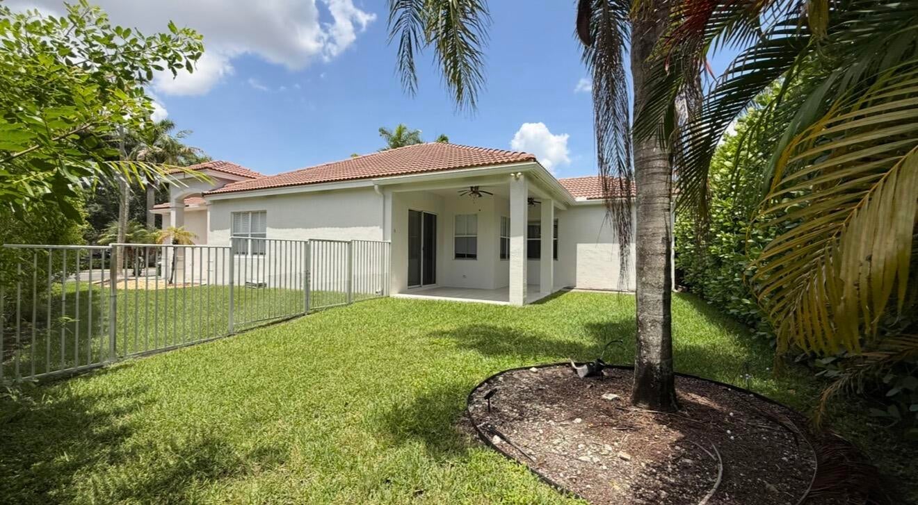 522 Live Oak Lane, Weston FL 33327