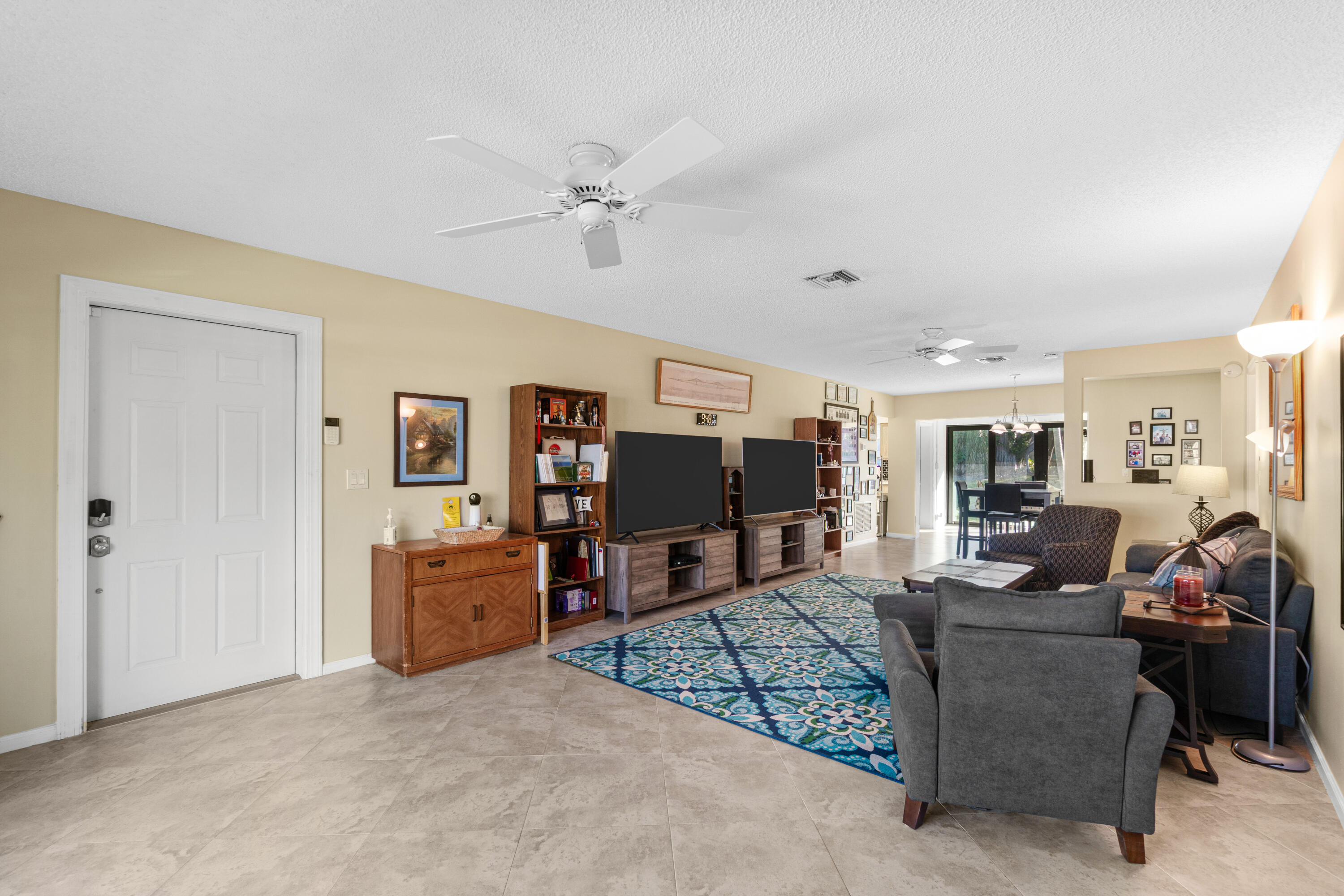 9760 Parkinsonia Tree Trail B